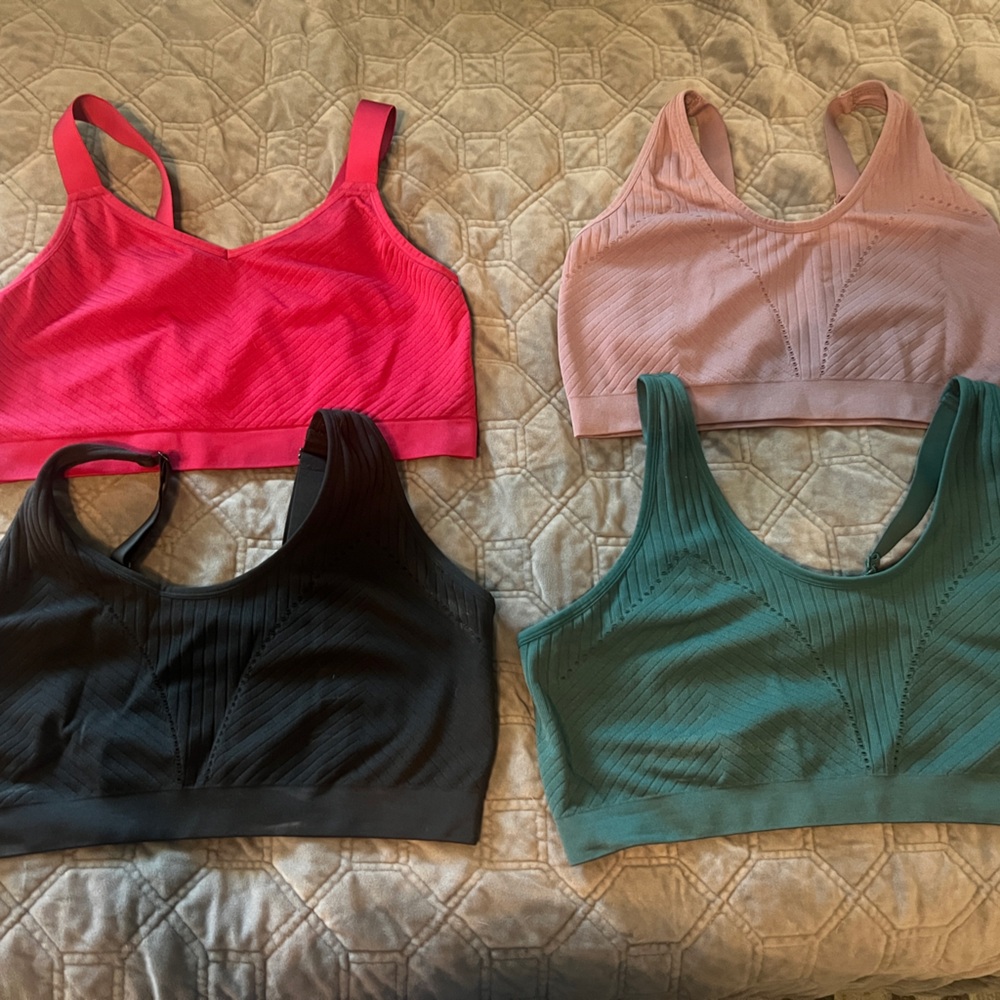 CACIQUE bralettes